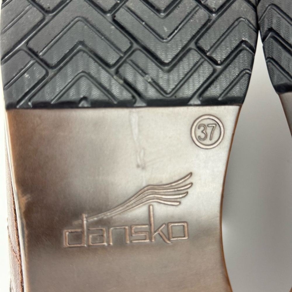 Dansko Women's Brown Leather Professional Clogs, Slip-on, Size 37 (US 6.5) - Picture 11 of 13